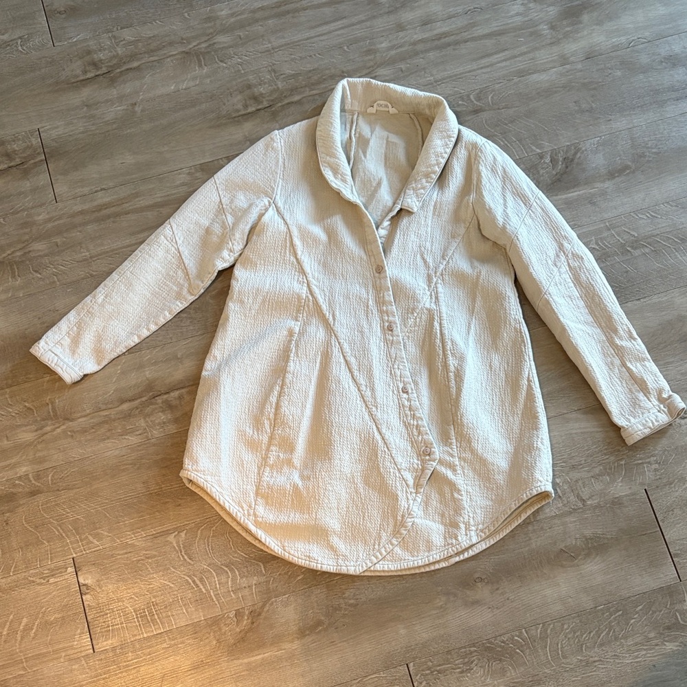XIAOCHUN Cream Button-Up Long Shacket Size Medium